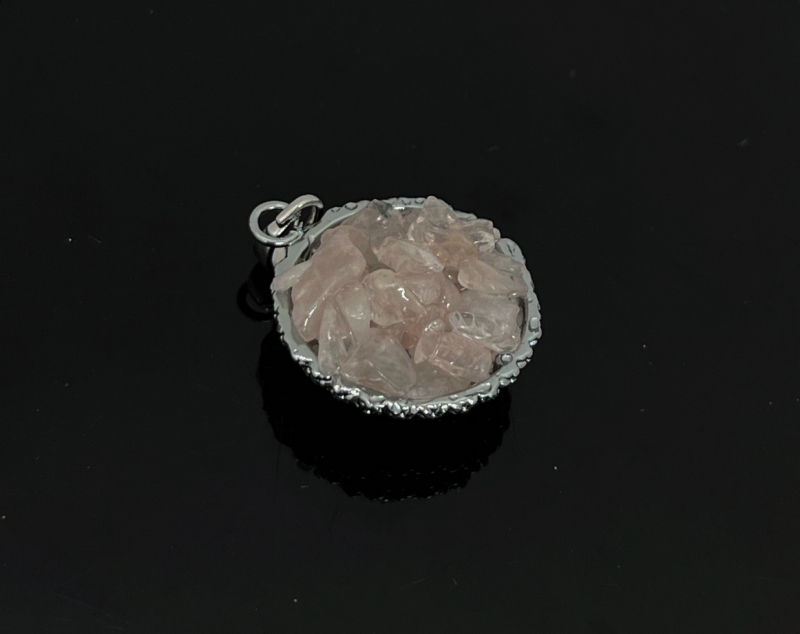 Кулон с крошкой Кварц розовый размер 19,5мм цвет серебро Серебро